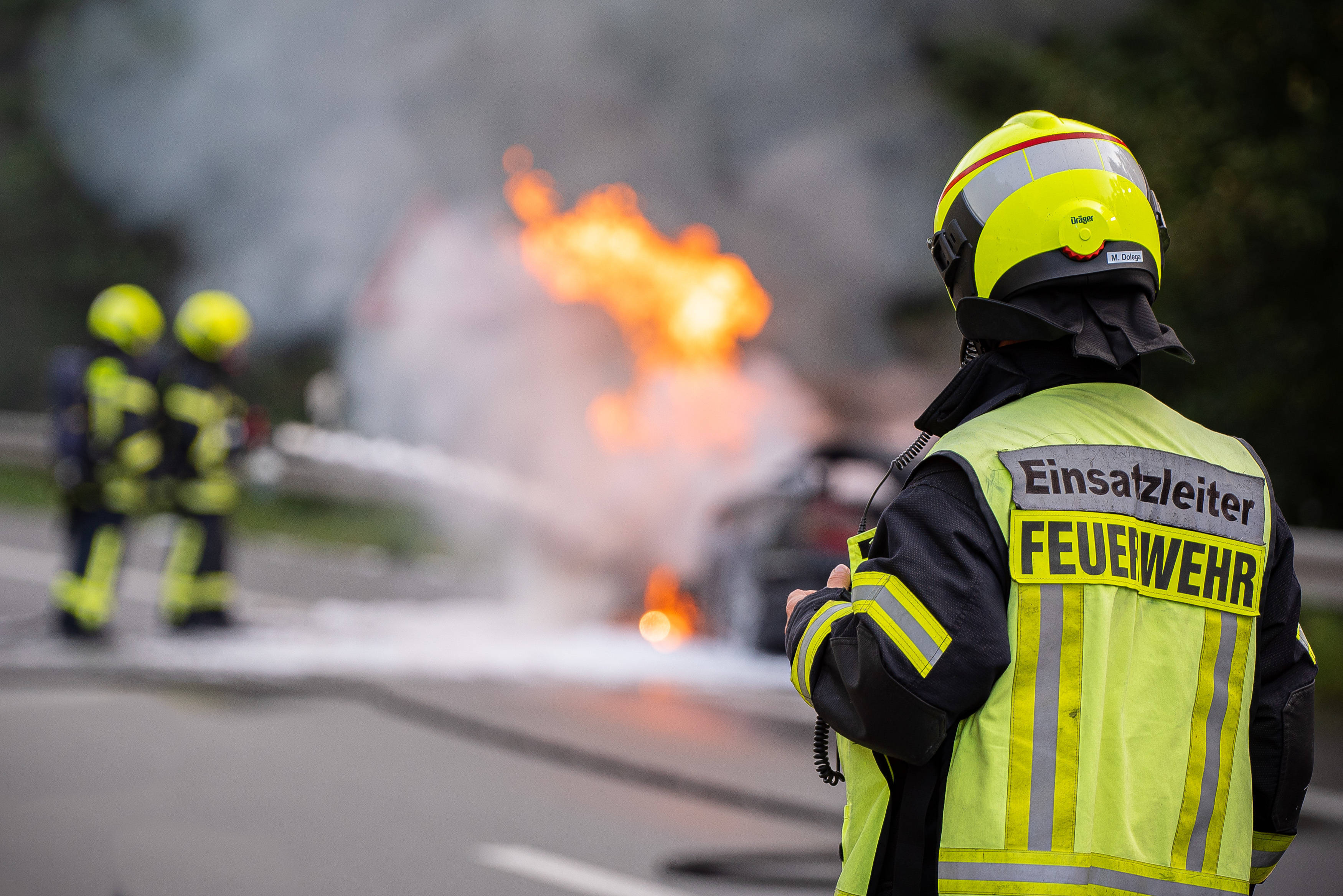 Haus explodiert! Todesopfer nach Explosion eines Hauses geborgen - Großeinsatz der Feuerwehr