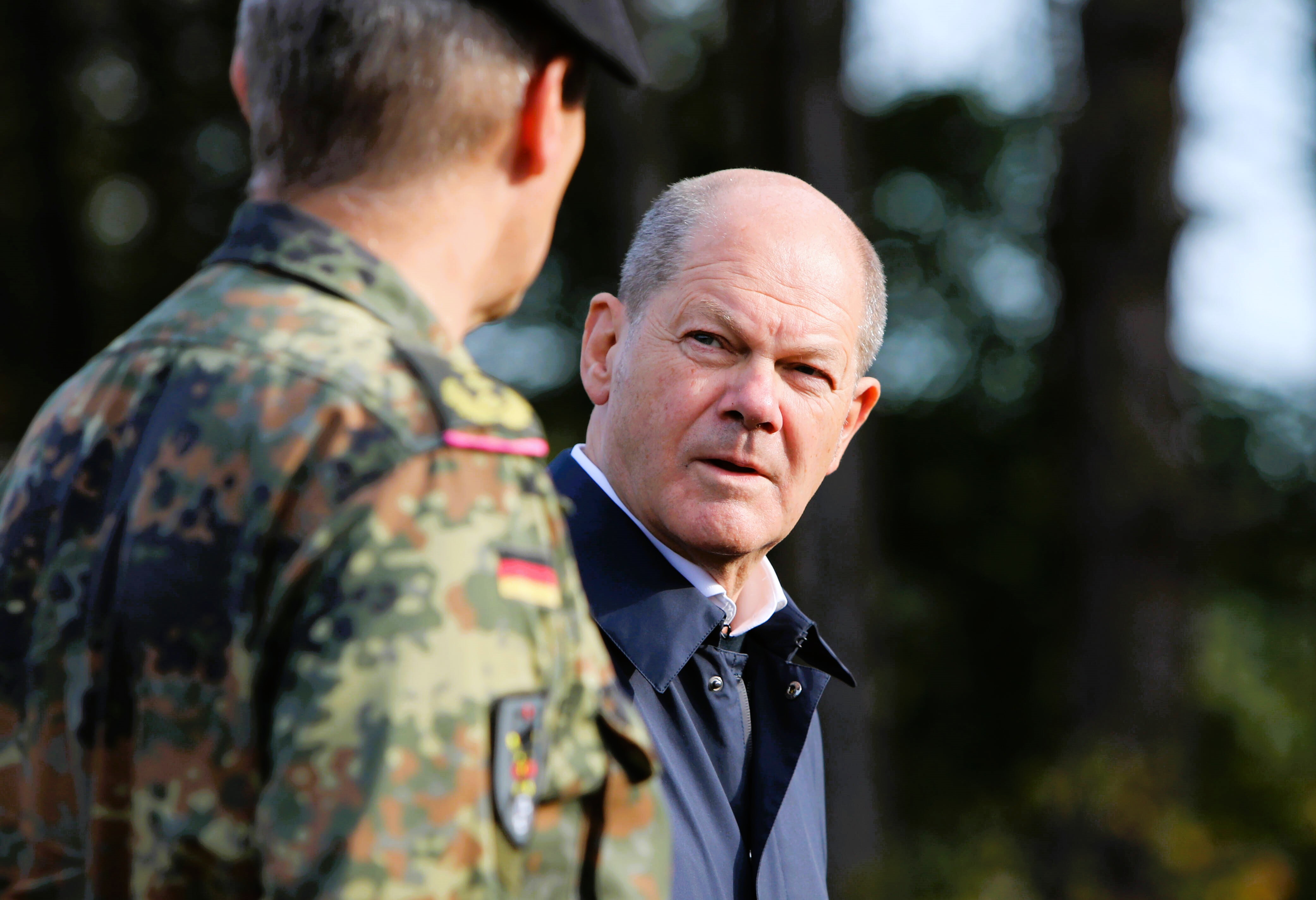 Das Ausland spottet über Deutschland und die Bundeswehr! Wer soll Deutschland verteidigen?