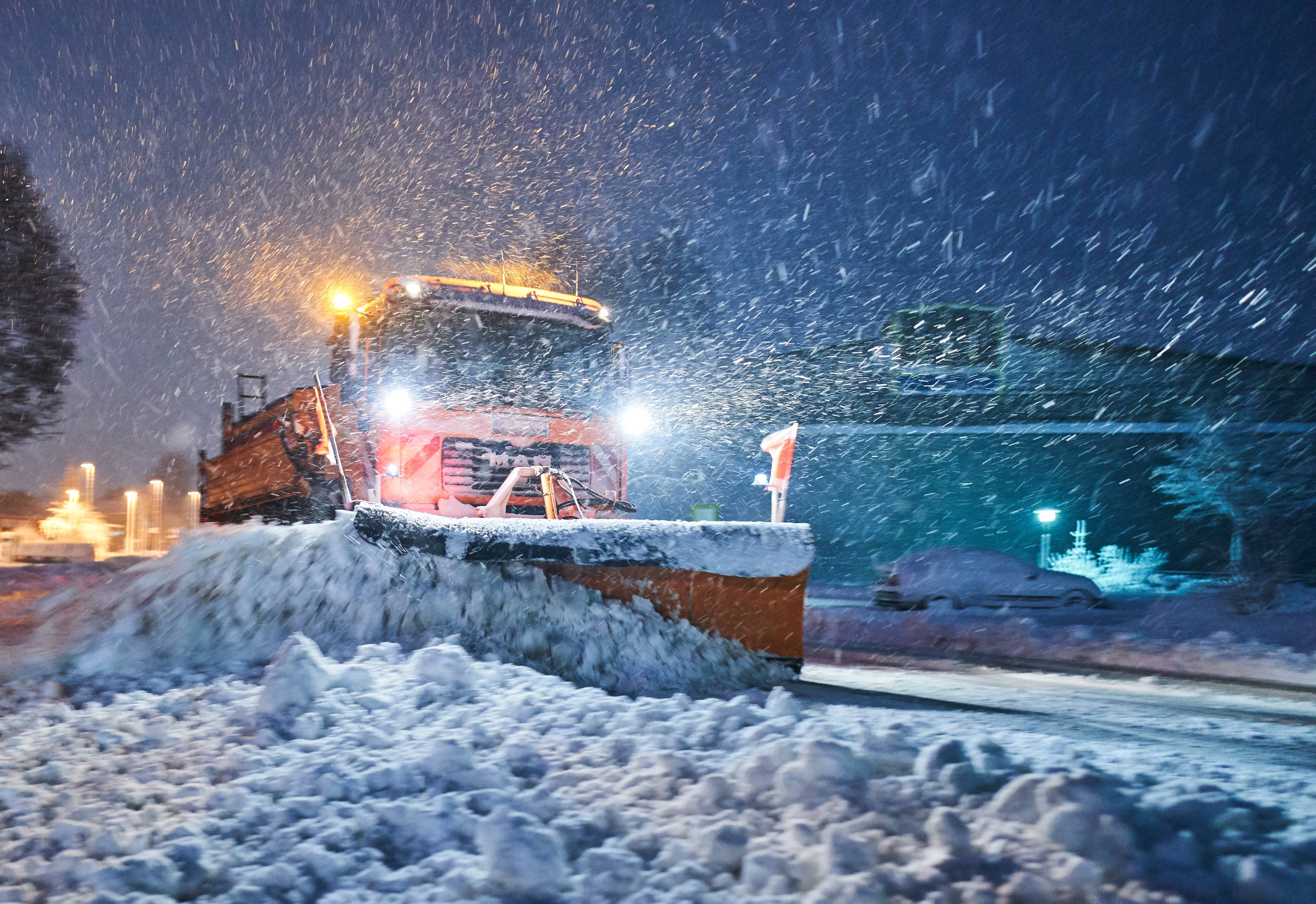 WETTER-WARNUNG zum Wochenende! 80cm Neuschnee - Extremer Wintereinbruch macht Meteorologenbesorgt!