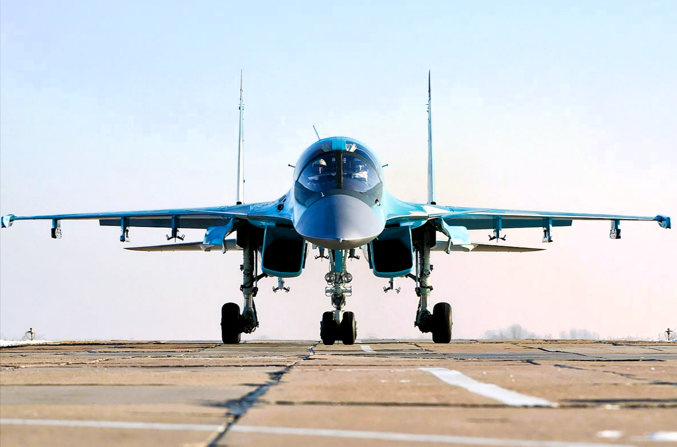 Putin schickt neue Bomber in den Krieg! Produktion läuft angeblich auf Hochtouren