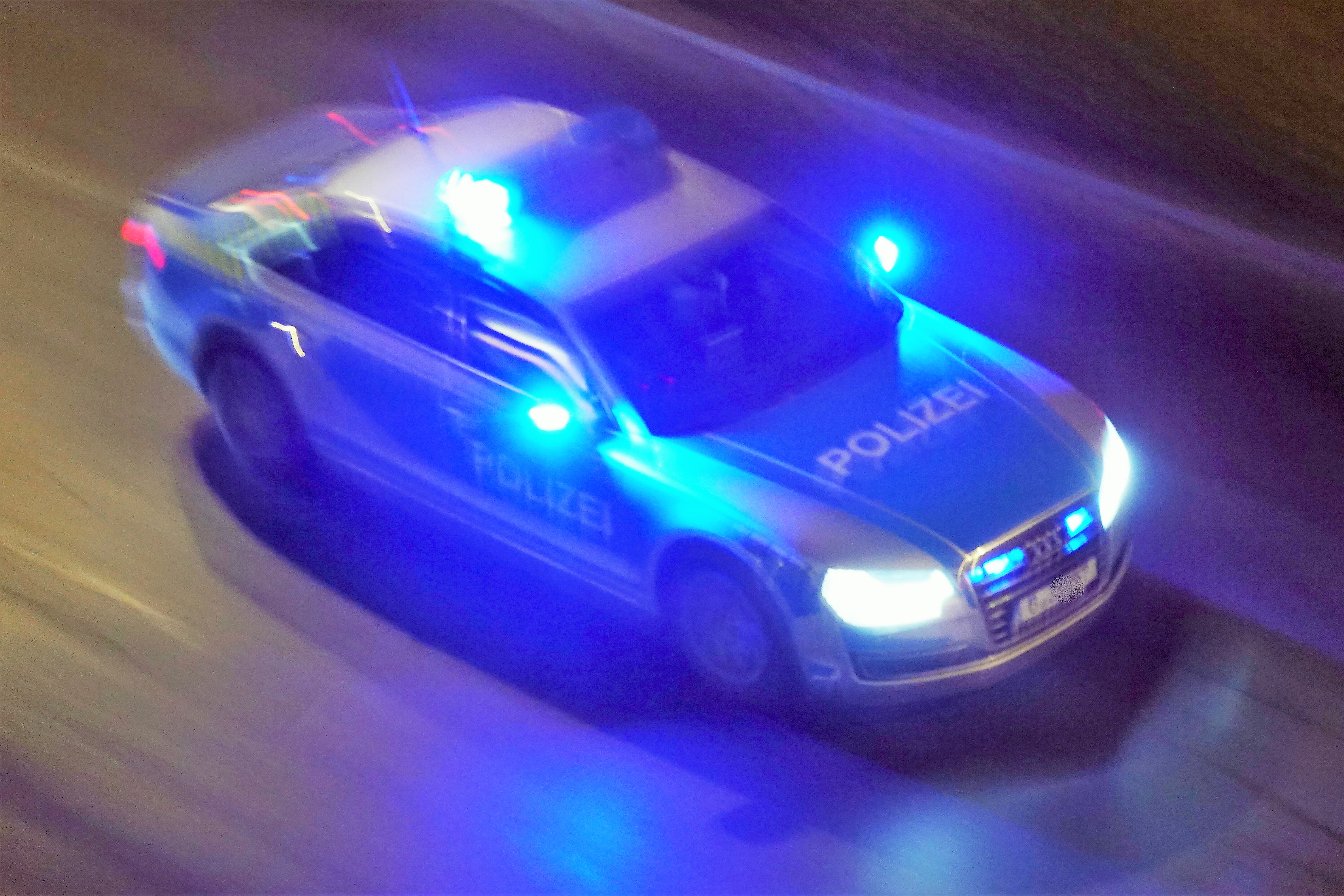 Wieder Angriff! Messerstecher attackiert sein Opfer - Mann nach Stich in Bauch schwer verletzt