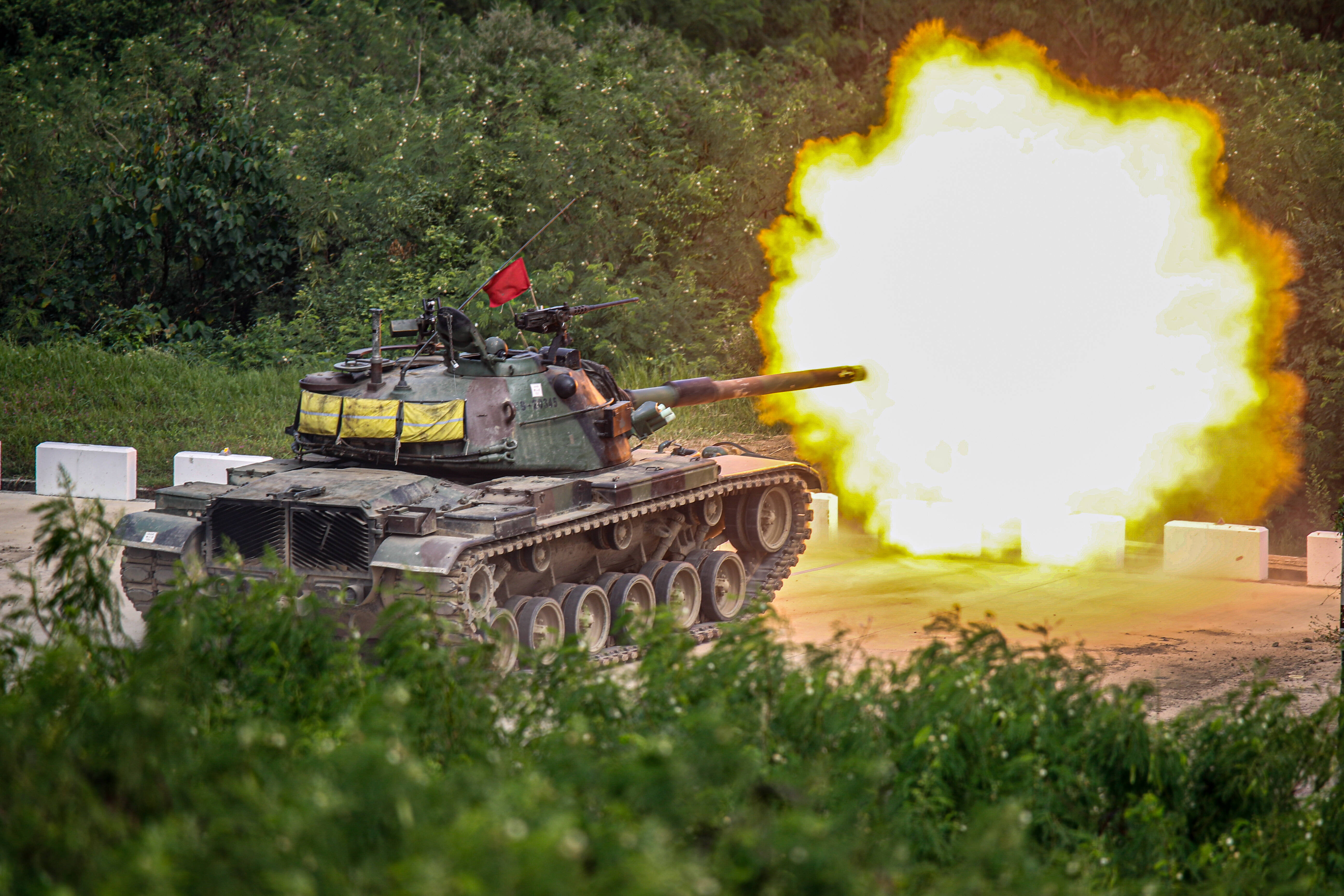 Russland verdreifacht Sturmangriffe auf den Donbass! Schwere Kämpfe in der Ukraine gemeldet