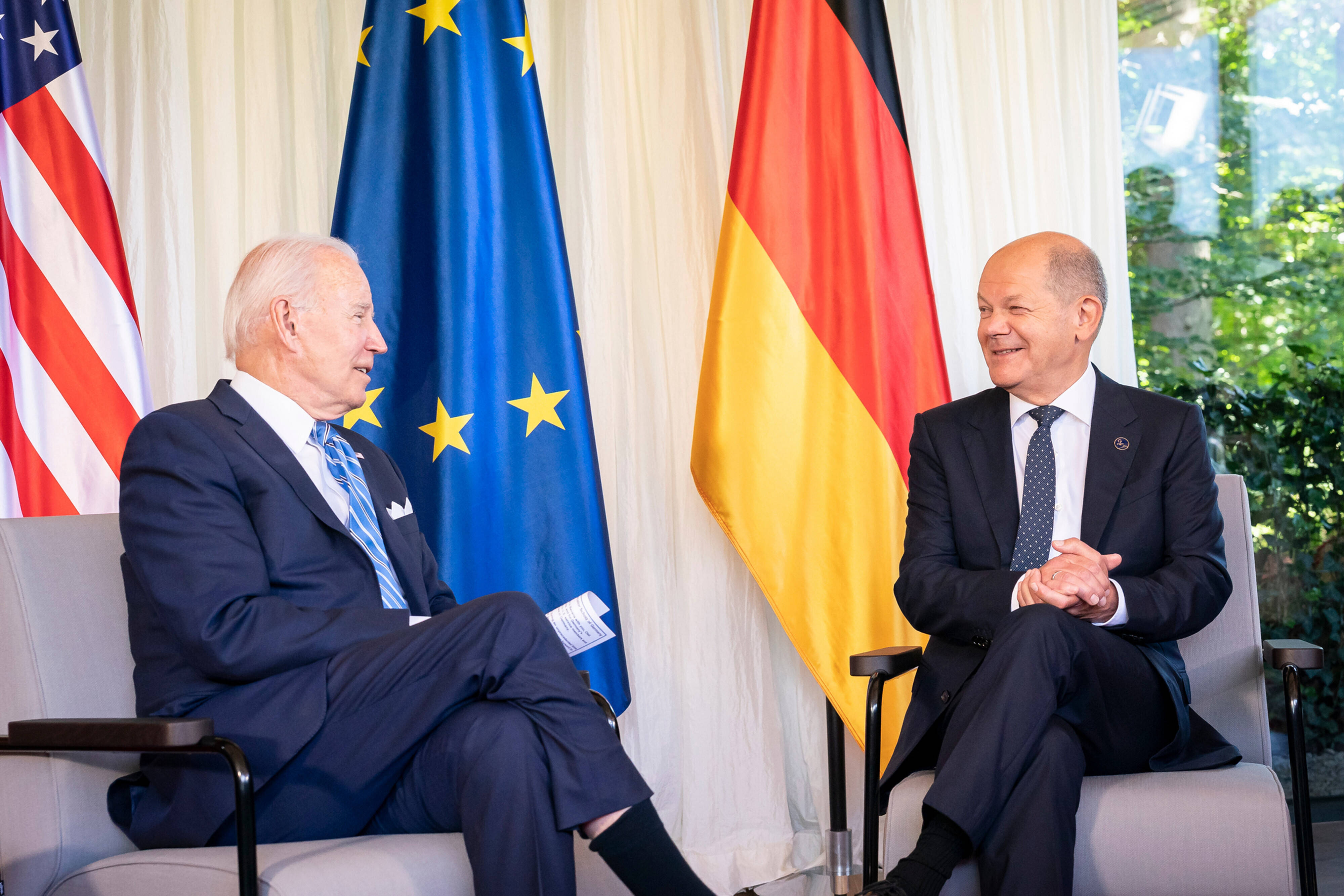 Blockiert Scholz den Nato-Beitritt der Ukraine? Geheimpapier enthüllt - Deutschland stoppt Einigung!