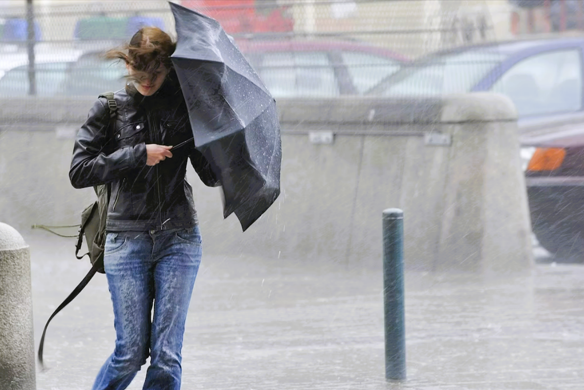Neue Unwetterwarnung für Freitag und das Wochenende! Sturm und Starkregen angekündigt!